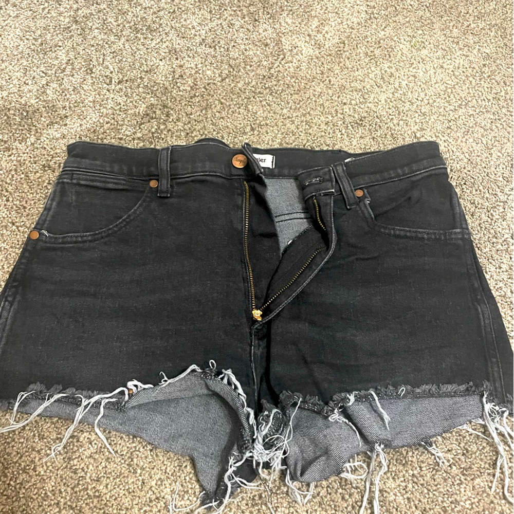 Black wrangler shorts